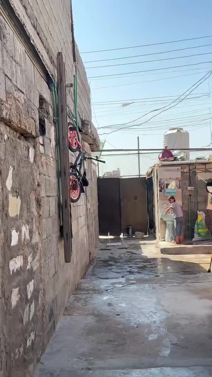 ￼ سلام عليكم شباب تك 22 شهر 12 مظلة 
‏بيه طخة ￼ ￼شبر بلغت  المرجع على البارد 
‏والباقي كله كفالة￼ مكينة سبانة ما ممدود عليها  
￼￼￼￼￼***********
