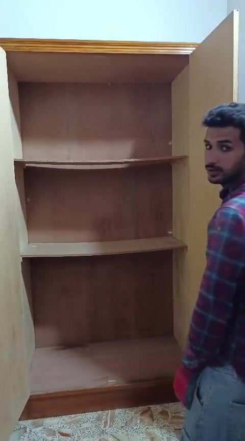 بلاش يا بلاش بيع مستعجل اب ٣٠٠ قفل ***********
