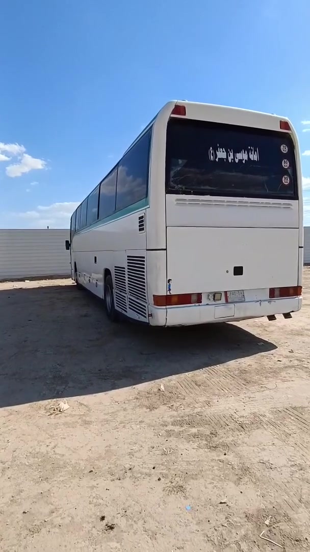سلام عليكم باص 404 جاهز للعمل حداديه خير من الله تبريد 3 كاورات وياها رقم 92 الماني
ستفسار تواصل واتساب ‏‪***********‬‏
