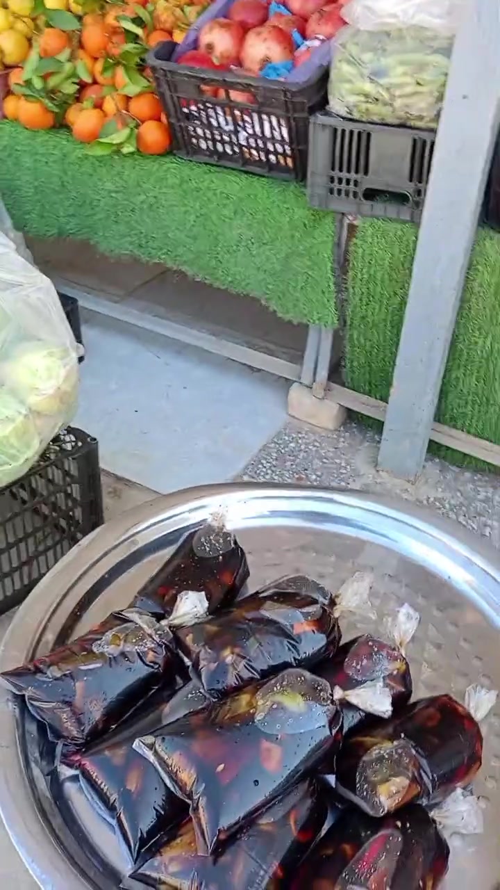 السلام عليكم يرحب بكم علي العبودي وإخوانه للفواكه والخضروات 

مسواگنه صار جاهز ماعليكم بس تدزلولنه قائمة مسواكَم وذا تشرفونه للمحل هله بيكم العنوان الحي العسكري الغربي شارع الصيدليات مجاور اسواق نايس توصيل مجاني على الخاص او ع الوأتساب ***********  /***********
ويتوفر لدينا سمك شوي على الفحم ودجاج ايضا والتوصيل مجاني كل الهلاا بيكم
