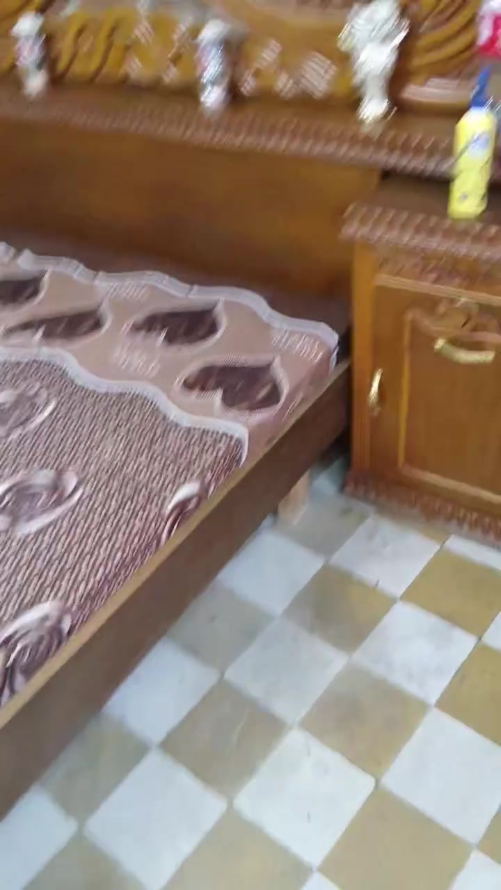 متاح غرفه بذون قنصور صاج عراقي اصلي شرط مكان ايمن نبي شيت ***********
***********
