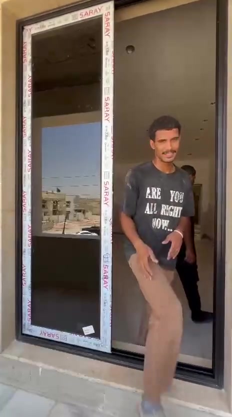 عملنا اليوم في كربلاء
لمسة إبداع للألمنيوم 
حسين فائز
***********
