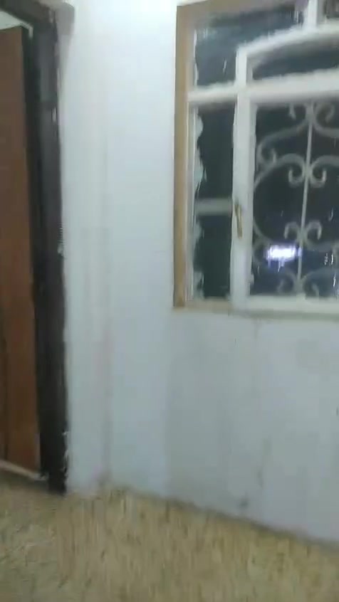 مشتمل ركن للأيجار ٣٠٠ الف قفل مسلح نظيف يحتوي على هول ومطبخ وخدمات جوه
وغرفتين فوك وحده متوسطة والثانيه صغيره وسطح وفيه ماطور وسخان وخط مولد الموقع بغداد الحريه شارع الدور العريض فرع جامع ابو حامد للإستفسار الاتصال على ***********
