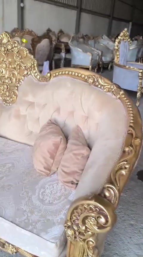 كنب • أسعار مختلفة • تواصل خاص