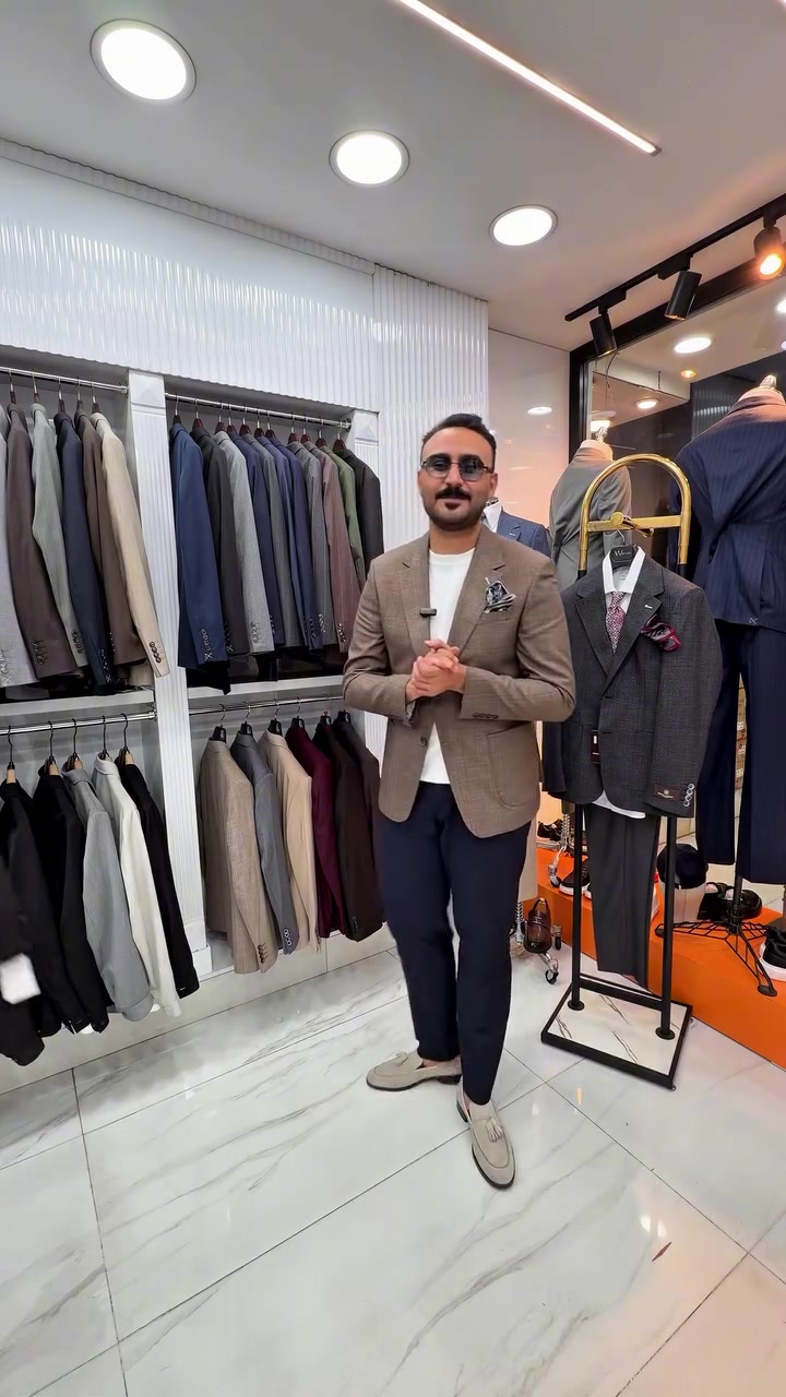 ⁨	علق بـ تم لمعرفة السعر 🤎👋🏼
جاكيت صيفي دروب 6 
القياسات من 46  48. 50. 52. 54. 56 
طول البنطرون من ١٠٠ الى ١٠٥ 
القالب روكلر  القياسات تبدي من 30. وتنتهي بـ⁩
