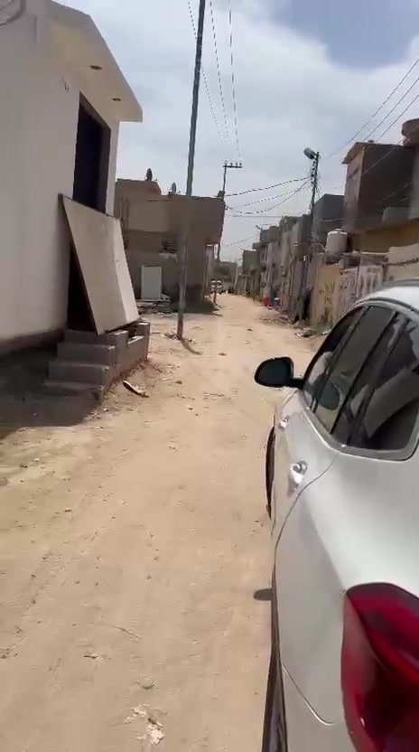 بسم الله الرحمن الرحيم بيتين 🏠 للبيع مو اجار 
 70متر طابق واحد غرفه 
 نوم  صاله جبيره مطبخ حمام 🛀 داخلي وخارجي 
 جميع الخدمات متوفره ماء كهرباء مجار
موقع خلف دار الايتام يبعد عن حولي أبو مهدي 700 متر
سند 25 اقرار محكمة  سعره 45

يبعد عن الامام (3)كيلو يصلح حسينيه للزوار او سكن 
للاستفسار الاتصال على الارقام التالية
*********** واتساب. 
*********** منذر الدفاعي إشارة 
إشارة 
إشارة إلى الأصدقاء 󱢏
