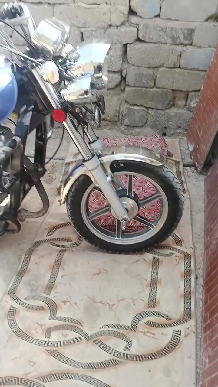 مكلف بالنشر
ستوته جمرة موديل 23 اصولي كلها على بلاد
لا تصليح ولا مبدل بيها شي جاهزة عوزها باتري بس باتريها ظعيف ما متواجد بالفيس
ناصرية اسكان صناعي سعرها مليونين و250
اتصل واتساب موجود ***********
