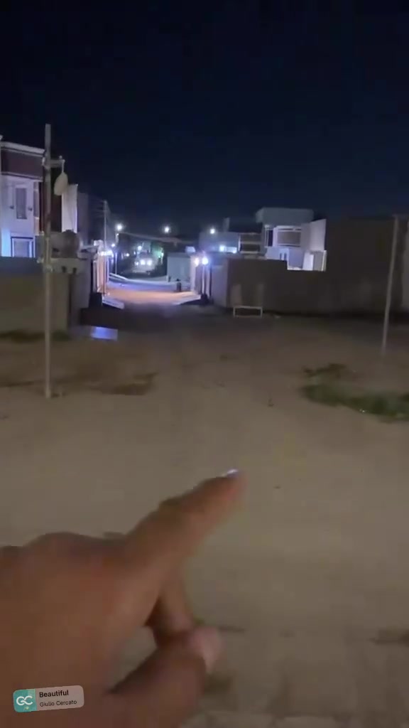 قطعة ارض كورنيش التاميم مساحه 137 وجه 5 رابع قطعه عن كورنيش شارع 9 متر مكان مرتب سعر 29 مليون 
***********
