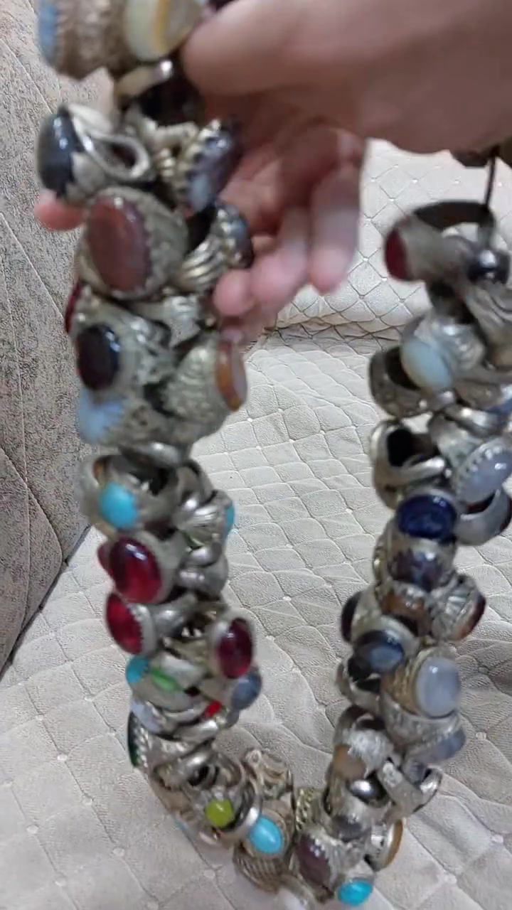 السلام عليكم.. محابس ايراني ١٣٠ محبس ب١٥٠ الف واتساب***********
