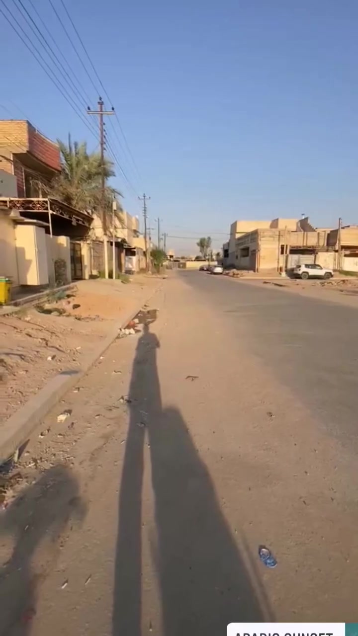 يا الله عرضنا لهذا اليوم للبيع بيت طابو صرف   مساحه 100  متر 
 طابقين 3  غرف نوم 

سعره 165  وبيه مجال جدا بسيط 

 الموقع  بابل قرب مستوصف الاساتذه 

للاستفسار الاتصال على الرقم ***********
