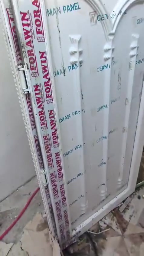 ابواب بلاستيك مستعملة
قياس 100*250 ابو هوائية 4قطع
قياس 90*190 عدد 6
البيع شلع الباب على 35 الف
*********** واتس اب و اتصال متوفر
