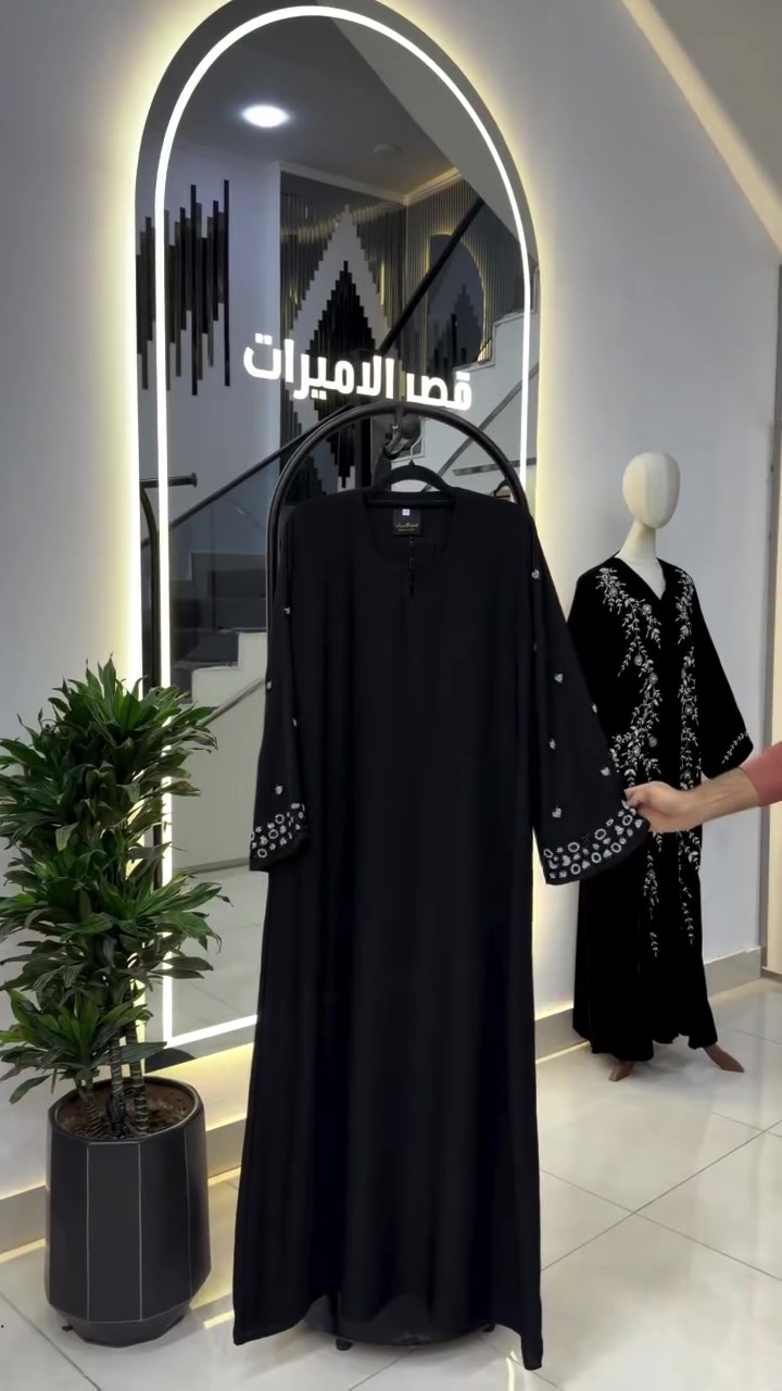 لانجري • ملابس داخليه • فستان