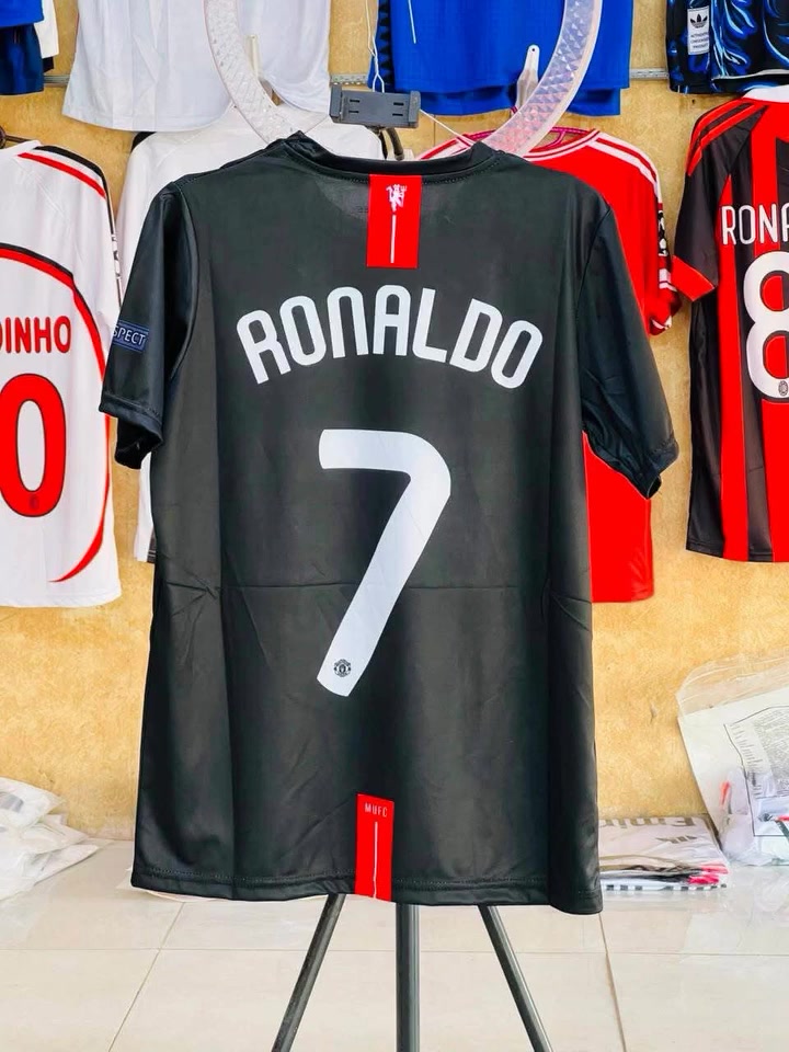 7 الف قياس S M L XL XXL
