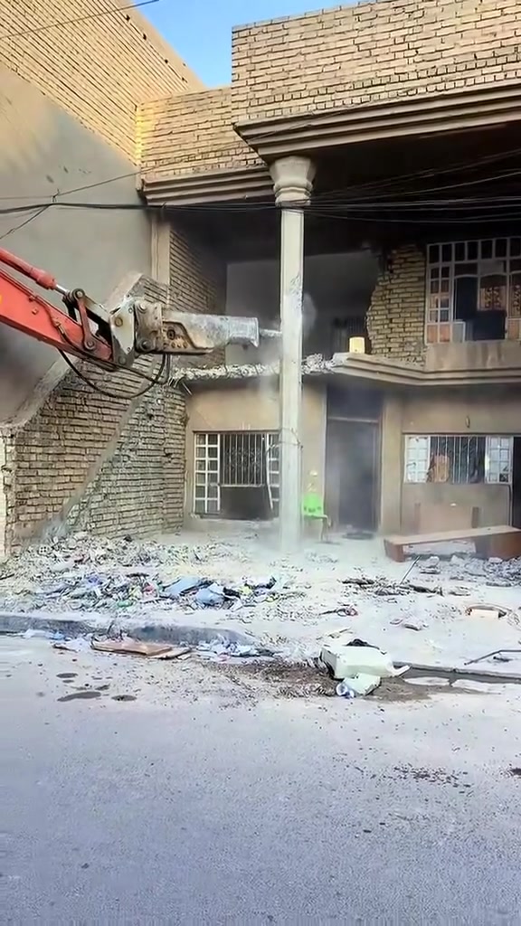 كادر مختص وحفاره نقار تفليش البيوت ومباني عامه   وقلع وحدل وفرش السبيس والجلمود في جميع مناطق الكوت  انسب الاسعار  رقم الهاتف***********
