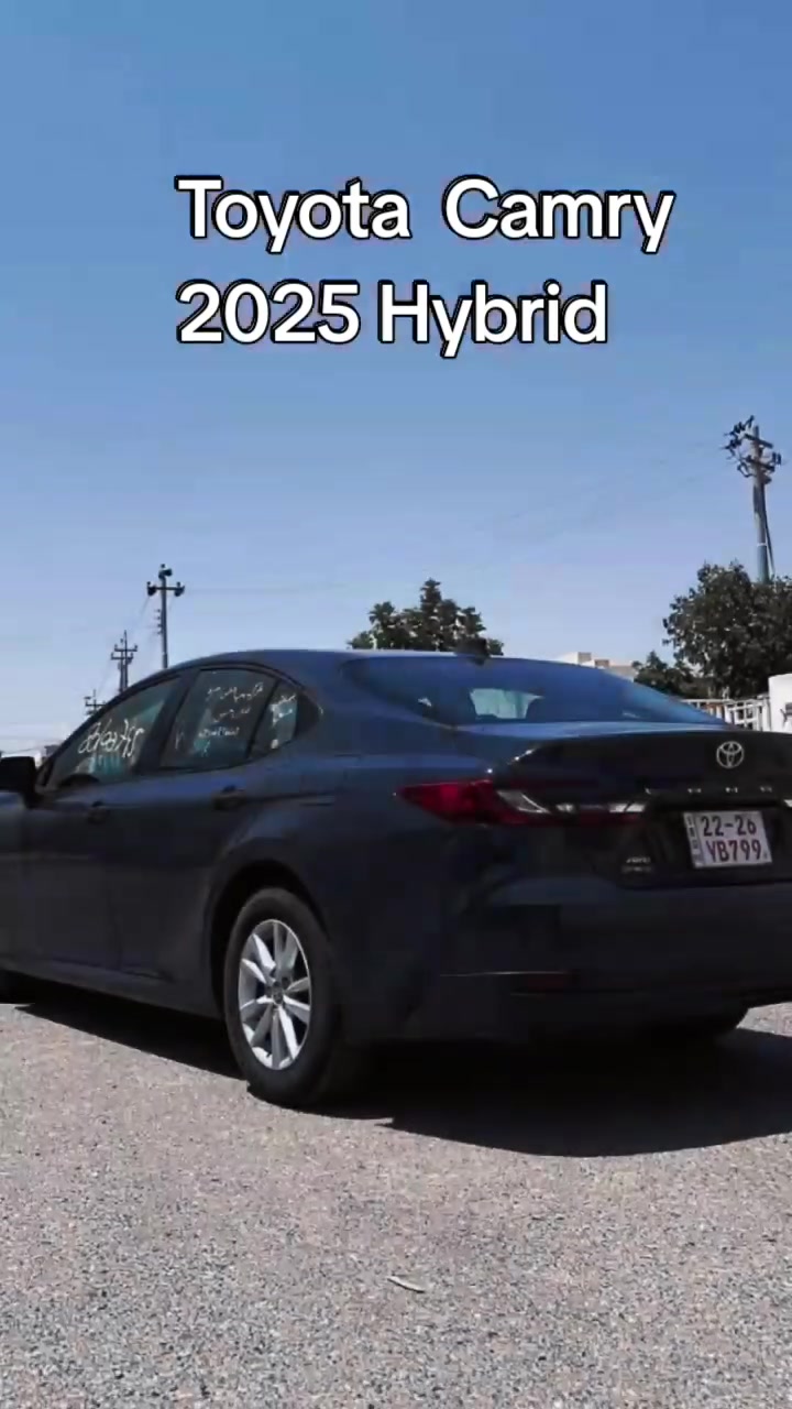 تويوتا كامري موديل 2025 ( LE PLUS), Hybrid,  وصول جديد، مكفولة من أيرباكات  والشواصي، بصمة، كوشن كهربائي مع التدفئة، دخول ذكي فتل حساس، شحن وايرلس، apple car play, تحويل نضام AWD, ثلاثة أنظمة قيادة...كير والمحرك جديد ومكفول، ماشية 40 الف مايل، بجم & خلف كبس، صبغ فقط جملوغ وبوند للجمالية ، رقم الشاصي ضمن المنشور ، السيارة في دهوك وتترقم شمالي، السعر 215 $ مع مجال قليل..***********
