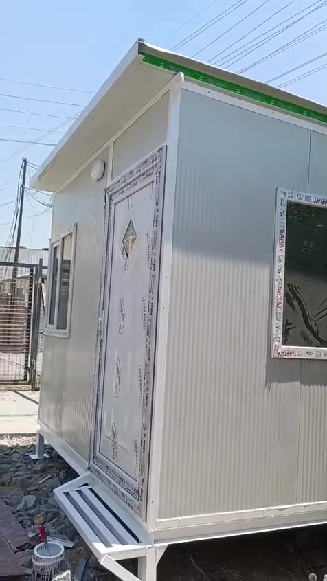 السلام عليكم
(ملاحضه فقط جديد لا يوجد مستعمل)
تصنيع كرفانات جديد لقياسات وحسب الطلب ٫ جودة
الكرفان  واضح كدامكم
اما جودة المواد  ٫
سندويج مال شمال. 
شيلمان 5/5 انج
  باب شباك تركي
فرش تايلندي
كهربائيات واير سعودي

للستفسار ولحجز اتصل *********** ***********
