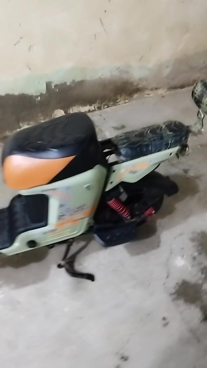 بيع مستعجل السعر 350 مكان كاطون شارع ابو رباح هاذا رقمي ***********
