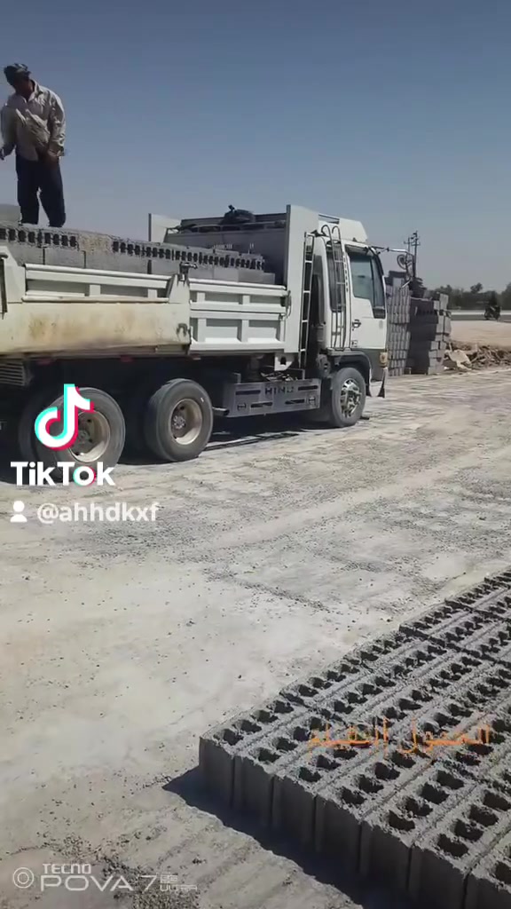 🏗️ معمل بلوك أبو فلاح لإنتاج البلوك الكهربائي 🏗️

نوفر لكم أفضل أنواع البلوك الكهربائي بجودة عالية وأسعار مناسبة 👌
متوفر لدينا الأحجام التالية:
▪️ 12
▪️ 15
▪️ 20
كما يتوفر لدينا جميع مواد البناء:
✔️ سمنت عادي كرستال. شمالي
✔️سمنت  مقاوم.  قائم شمالي
✔️ رمل.  . فحص.  مغسول.  مغربل درجه والى
✔️ حصى.    عدل.  مكسر
✔️بحص.     عدل.    مكسر
✔️ طابوق
✔️ حديد تسليح
✔️ جص
✔️ طين
✔️ كاشي
✔️ زميج حدائق 
✔️ زميج سطوح
✔️  شيش

📦 تجهيز سريع وكميات حسب الطلب
📩 للحجز والاستفسار راسلنا على الخاص
ثقتكم بينا هي رأس مالنا 🤝
*********** اثير
***********اسيا 
بادارة..    ابو فلاح الحجيمي
العنوان:  كربلاء المقدسة قرب سيطرة 51 طريق الحج البري 
#مواد_بناء #بلوك #العراق #تجارة
