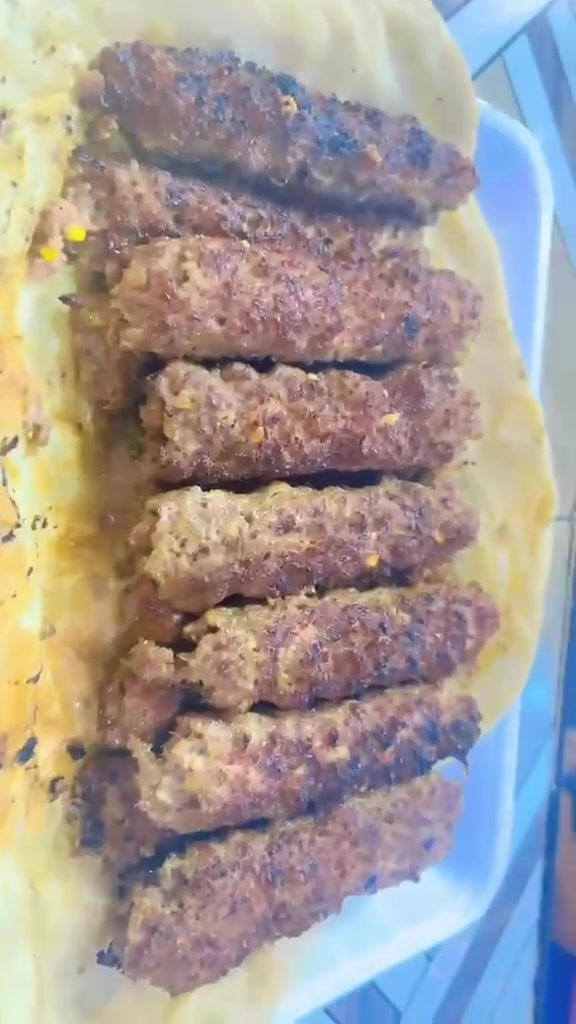 مرحباً زبائن الكرام متوفر لدينا جميع المشويات 

تكه لحم 
تكه دجاج 
معلاك 
كباب دجاج 
كباب لحم 

اوقات العمل من ساعه 🕒 
3:00م الى  11:00 ليلأ

رقم الاتصال والعنوان :
***********📞
شارع 40 _قرب بيزا هاوس
_مقابيل مخبز بركات الزهراء 📌
