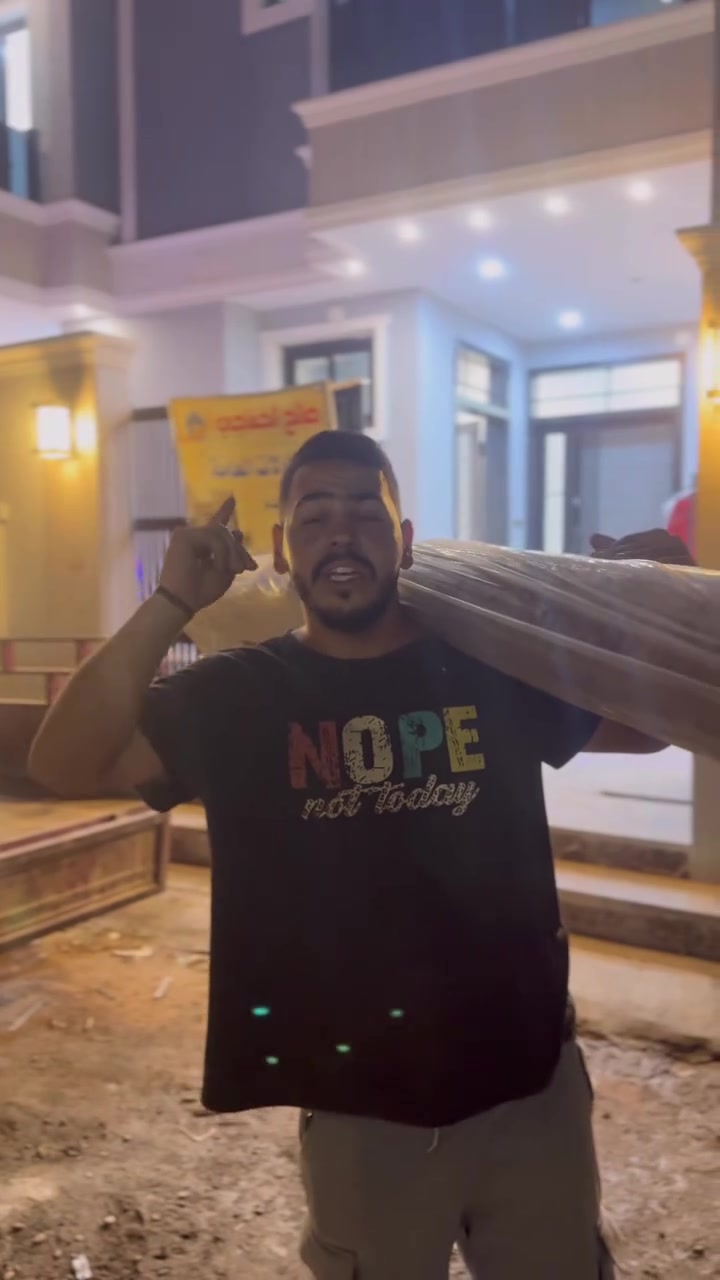سلام عليكم اليريد ستوته او كيه موجودين عدنه  عمال  متوفر تنظيف بيوت خلفات بناء تفليش كلشي موجود ***********
