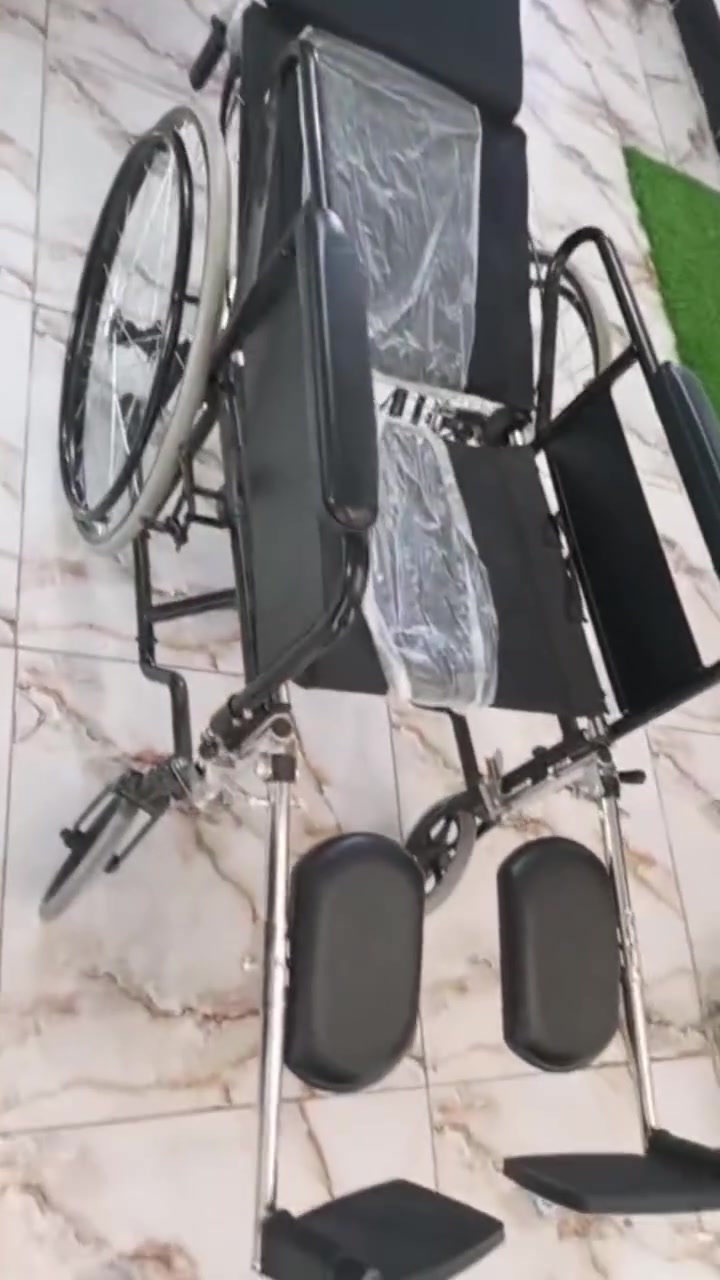 للبيع هم عربانه هم سديه جديده مامستخدم شراي يتفضل خاص
