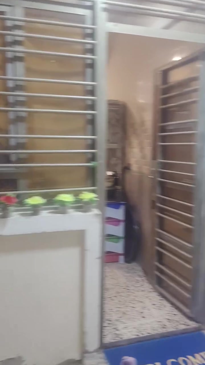 رهنيه بيت 100م طابق ونص قريب الهياكل الرهنيه 35ويجار150مراجعه مكتب التساهل اللعقار في شارع خوله لاتصال ***********
