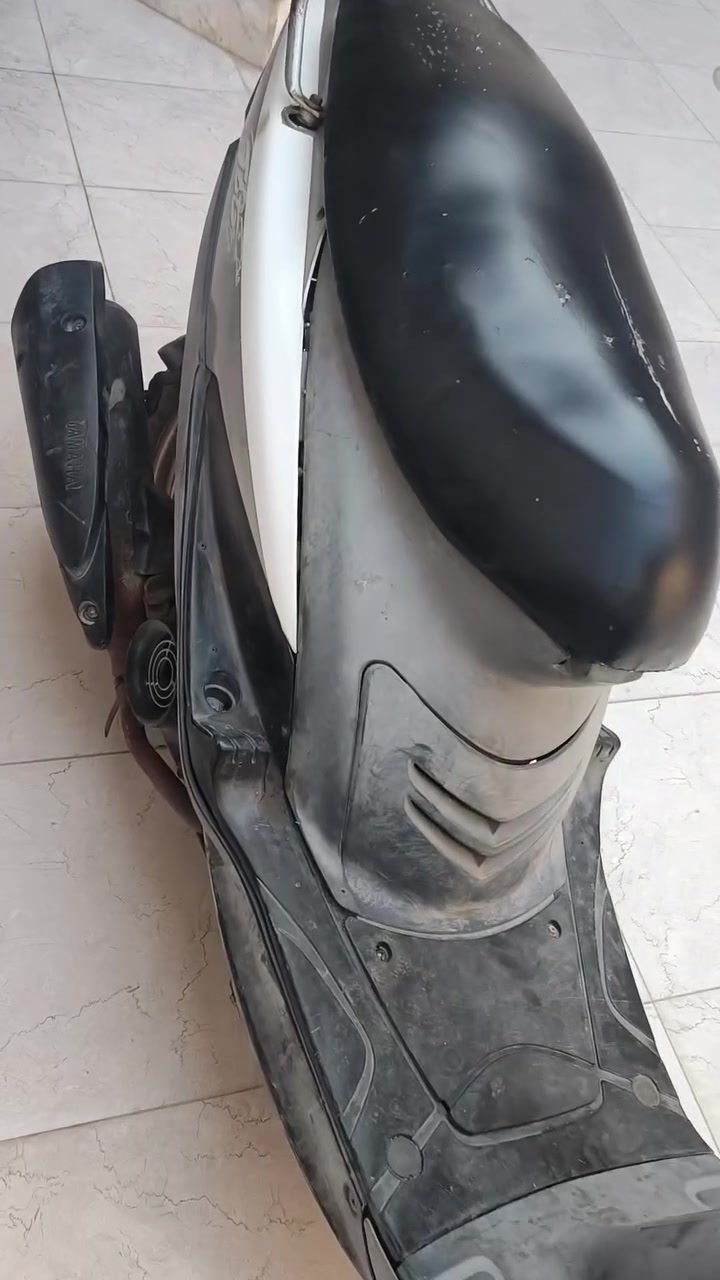 السلام عليكم شباب ماكس قجمه الدراجه كهربائياتها شغاله بس ما عدا سلف والدراجه مفتوحه وسعر مالتها 550 بيها مجال مكاني بصره قضاء المدينه استفسار على الواتساب***********

