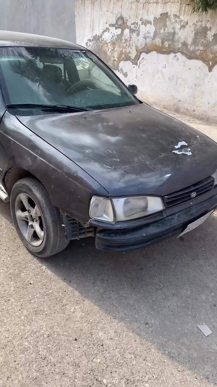 سلامً عليكم للنتره ٩٢ مسطره سنويه ساقطه عوزه دعاميه اماميه كشره حلو صاحبه مجود مراوس فقط بكيه عنواني ديالى ***********
