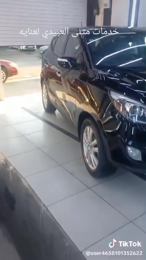 توسان ٢٠١٠ شكل ١٤ وارد أمريكي بيه مكانات صبغ  سيارة جديدة مكينه 2400 دوش تخم تاير صدر جديدة كامله راقم بغداد السعر 97        مكان سيارة بغداد,***********
