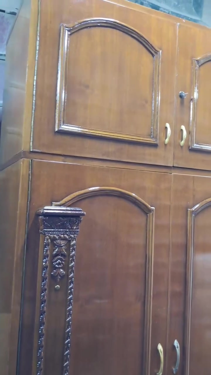 يعلن معرض الموسوي عن وجود غرفه انتيكه تحفه ست ابواب وملحق داخل وخارج صاج ضهر جرجوبه غرفه ولا غلطه نظافته فول اربع مجرات اسفل الكنتور داخل الغرفه كله مصبوغ بالعافيه عل الياخذها اي استفسار خاص او الاتصال
***********

***********واتساب
