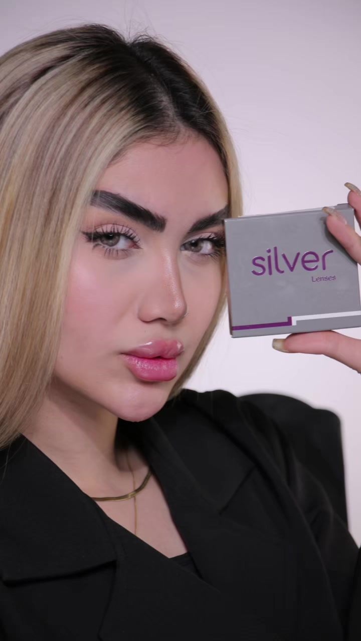 عدسات لاصقة طبيه وتجميليه ماركه عالميه سنويه الس
