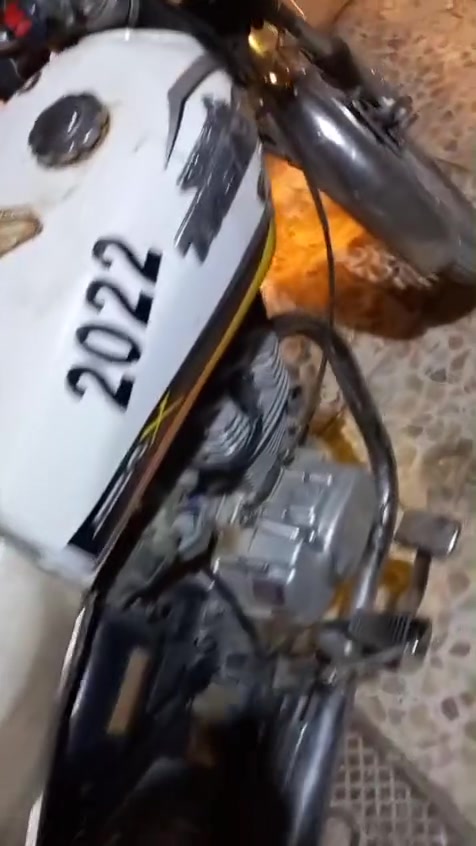 تايكر 2022 مناقصها شي كهربايات شغاله شلعه ومعدل اوراق اصولي دراجه خير من الله مناقصها شي بس سايق سعرها 450 وبيها مجال للشراي رقمي ***********
