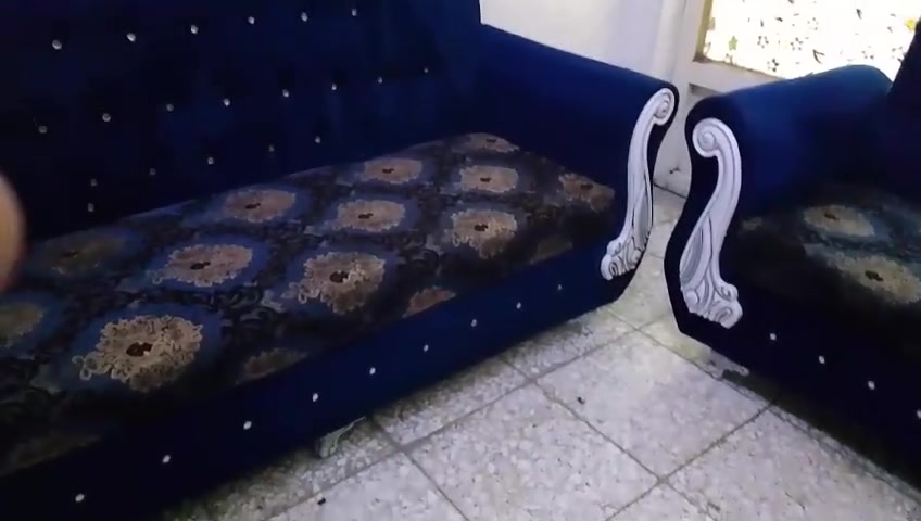 السلام عليكم طخم مستعمل سعر ٢٥٠وبي مجال ***********
