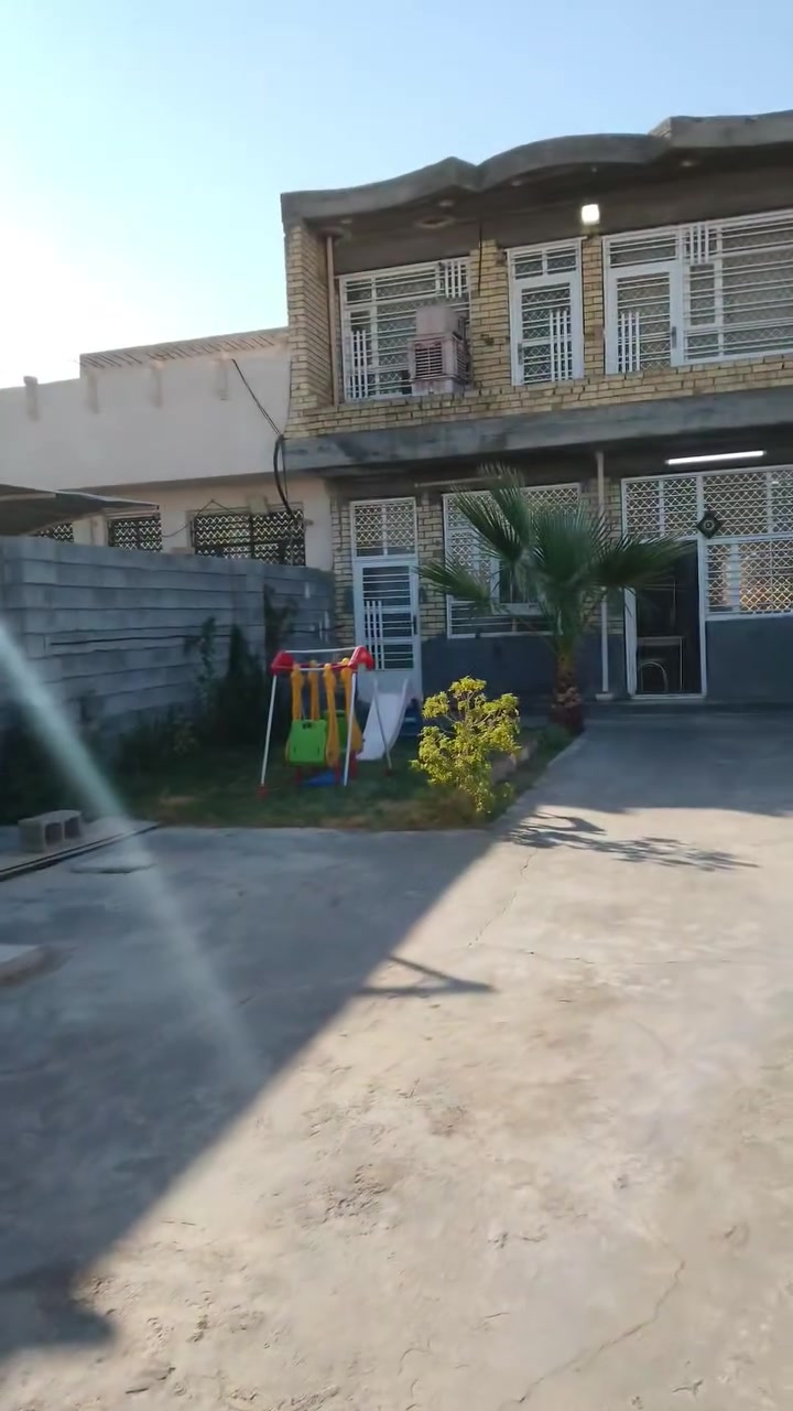 🏠 بيت للإيجار في منطقة التاجي
مساحة الأرض: 300 
مساحة البناء: 120 
البيت طابقين
متوفر كهرباء
متوفر ماء

للاستفسار، مراسلة خاص ***********
