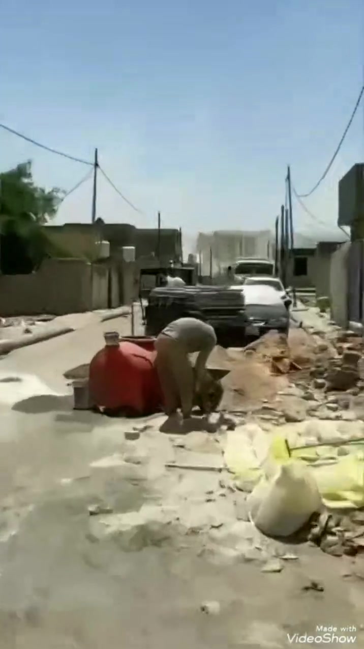 السلام عليكم بيت طابو صرف مساحة 200م قريب ع بانزين خانة
للتواصل ***********
