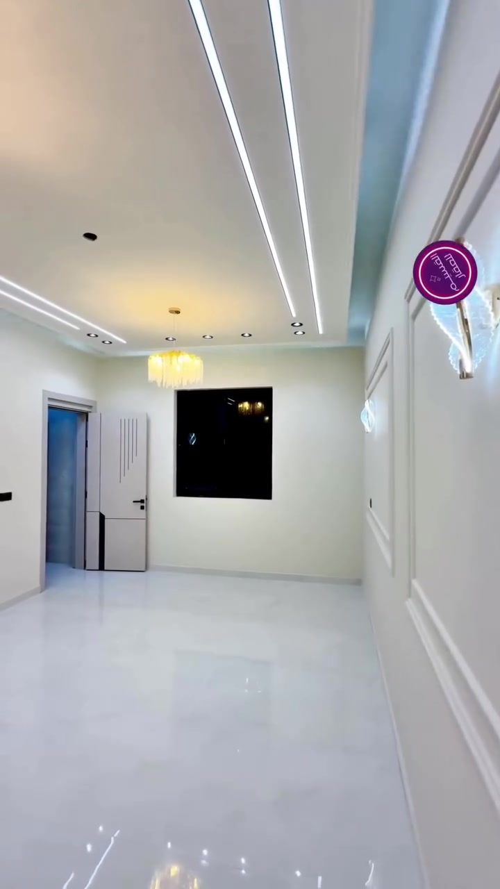 منزل فاخـــر  في حي الجامعة
بنــاء حديث عالي المواصفات
غيـــر مستعمل
المساحة 200 م
الواجهة 10م
4 غرف نــوم/2صالات/استقبال/مطبخ حار بارد/حديقة داخلية/حديقة خارجية/گراج/3مجمع صحي
لمعرفة الأسعار والعروض المتوفرة افتح الرابط التالي 

https://alqaseem-estate.com/
او مراجعة مكتب القسيم /ام الخيل شارع السايدين قرب مجمع الحسناوي

‭***********‬

‭***********‬
