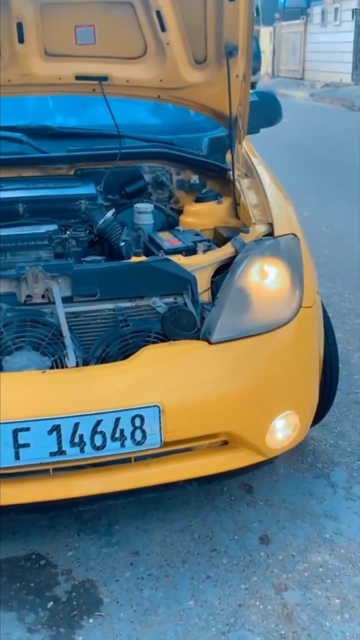 السلام عليكم طيبه للبيع موديل 2015
محرك كيا ريو 1600كير كفاله   صدر جديد تخم تاير جديد مكفوله من الصبغ وشرط تحويل ونظافتها ونصبتها سياره متعوب عليها كدامكم العنوان الفلوجه السعر 37 للتواصل ***********
