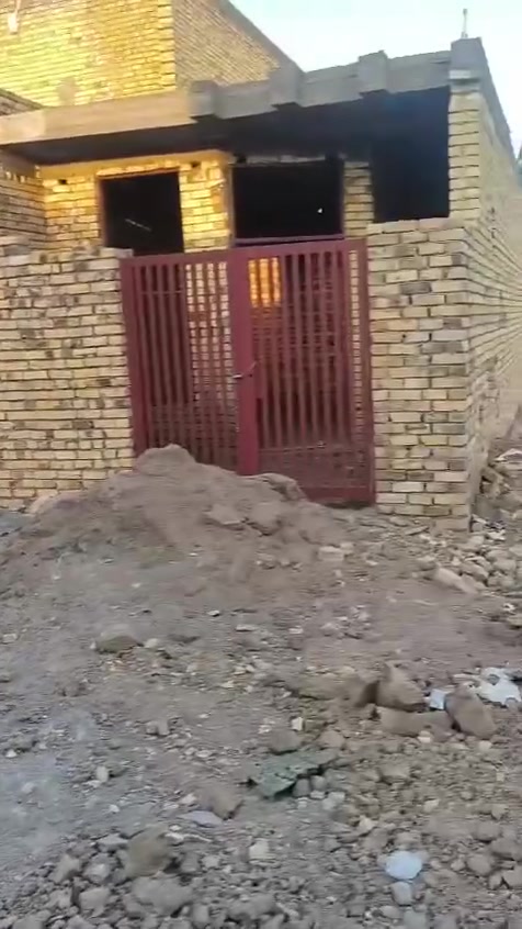 بسم الله ...
بيت هيكل طابق واحد ١٠٠ متر قرب شارع بيت حايف
 سند ٢٥ 

غرفه حمام صاله ومصبخ طبك واستقبال بناء متعوب عليه وسعر معقول 
السعر ٣٥ وبي ومجال للشراي  للاتصال صاحب البيت 
***********
