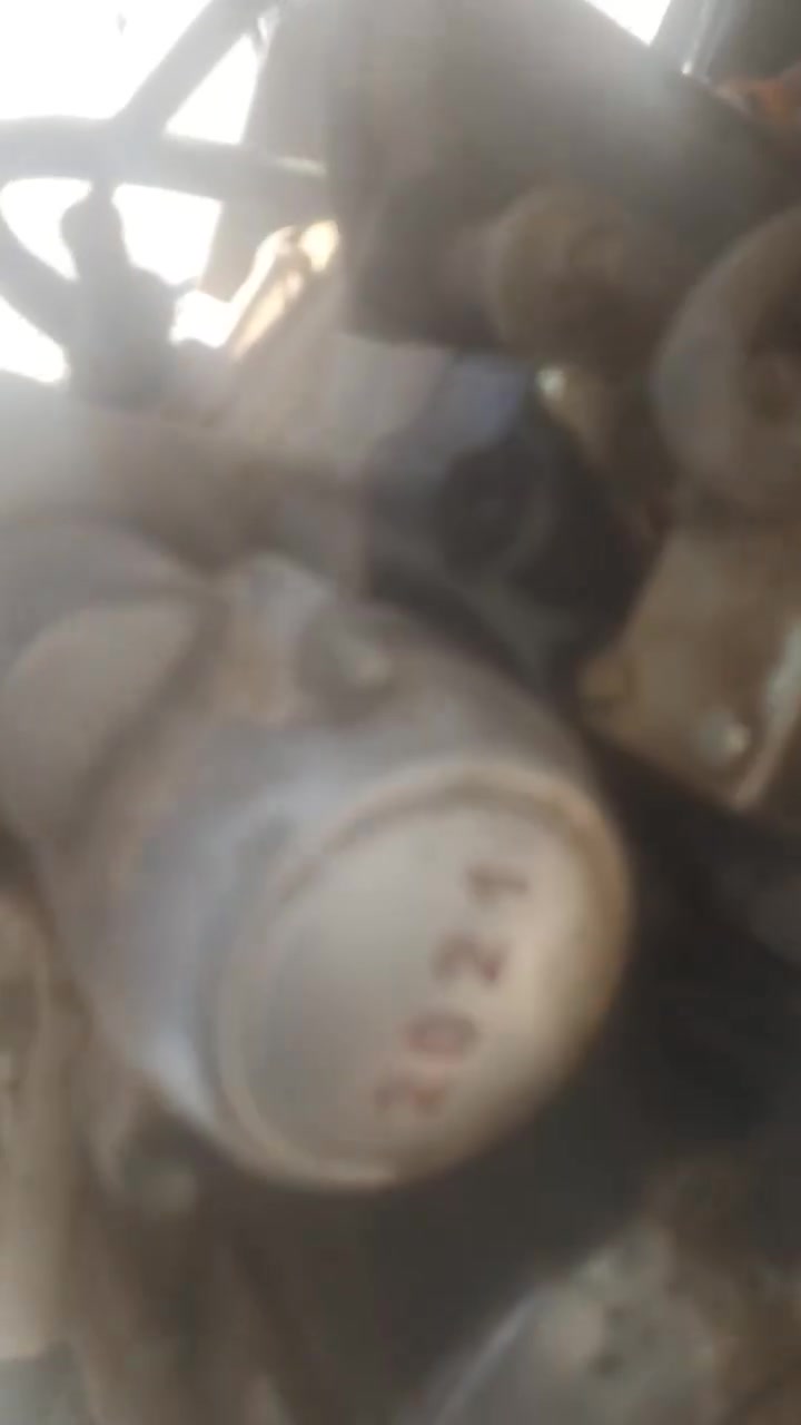 موديل 2021 محرك ما مفتوح حاويات جديد باتري جديد كير بوكس جديد سلف  نقصهة ضفيرة و تشتغل سلف و كهرباء مكان تقاطع لقدس مقابيل منطقه الحديد ***********
