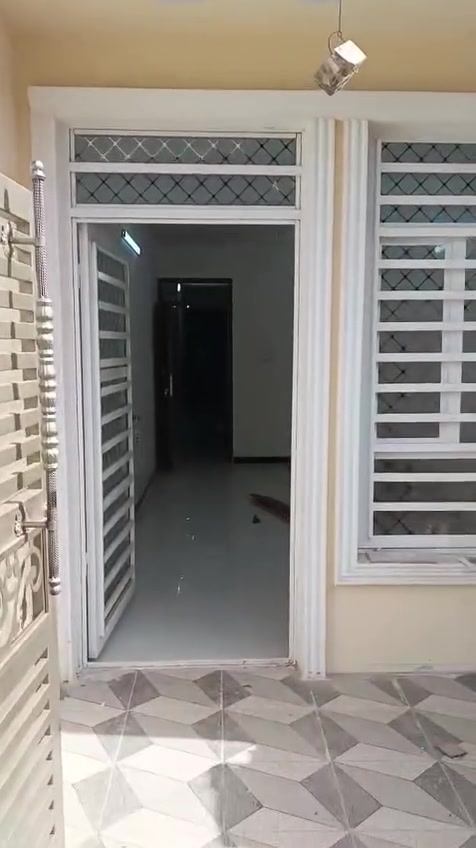 مشتمل زراعي للبيع ٧٠ متر الدورة الميكانيك قرب مدرسة ابن سعد السعر ١٤٠ مليون *********** مكتب الاخوين
