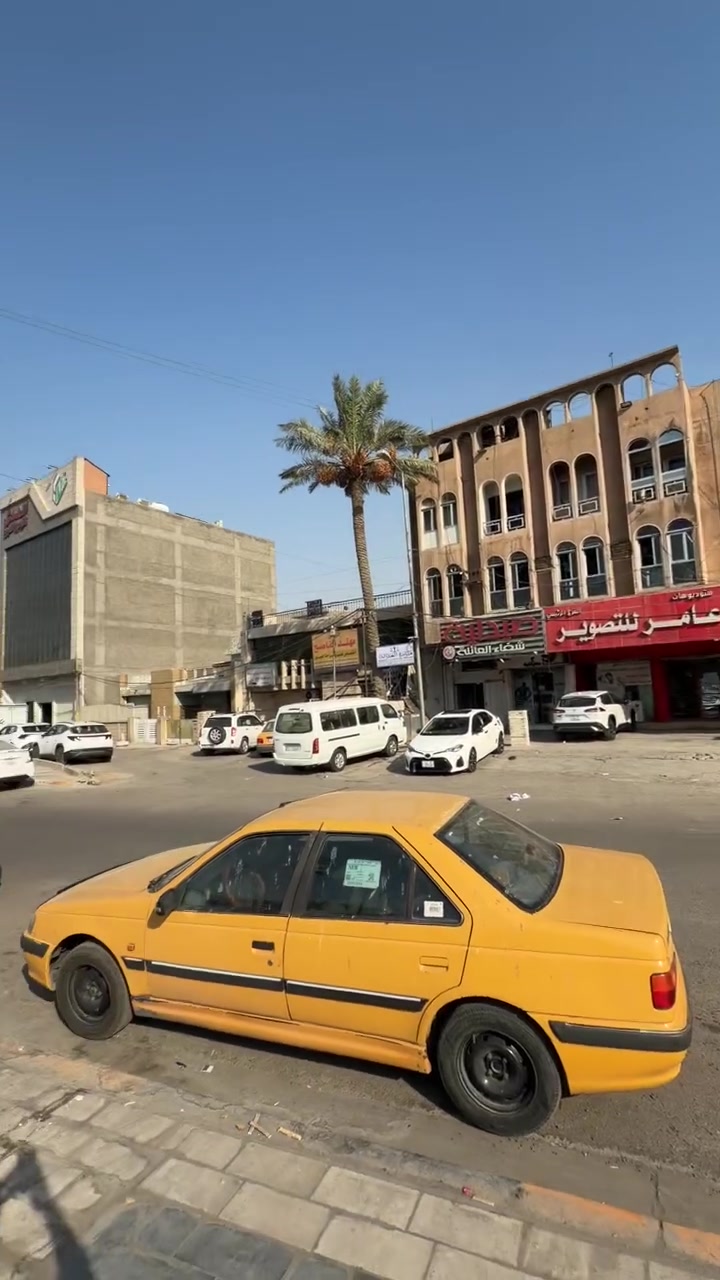 بنايه للبيع الغدير الشارع العام المساحه 216 متر الواجه 12 متر  الاستفسار ***********
