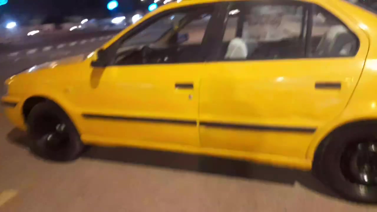 سياره للبيع سمد مديل٢٠١٢ رقم***********
