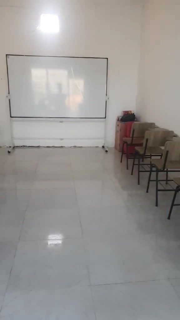 السلام عليكم استول معهد جديد بدون استخدام  عدد ١٣ ستول
اخذتهن جدد وصار ضرف واريد ابيعهن  
مكاني الكوت الموفقية
الاستفسار التواصل 
***********
