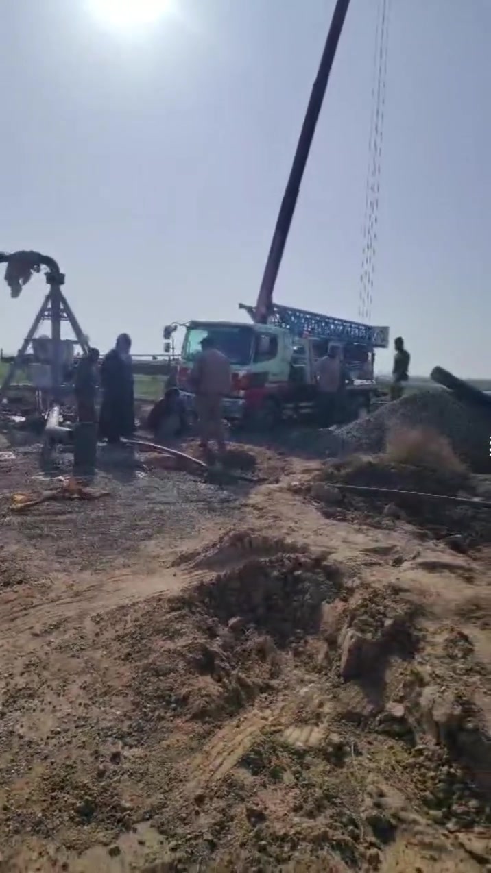السلام عليكم اخوان مستعدين لحفر الابار الارتوازية في جنوب العراق الكوت و علي الغربي و شيخ سعدو غزينة وافي جميع محافظات العراق ملاحظة ويكون الحفر والتنضيف بدقة جيدة وافي اعماق من100 الى 300 متر تحت سطح الارض*********** ملاحظة الاتصال على الرقم التالي
