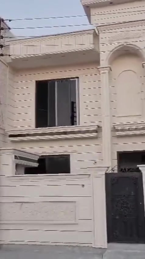 تم انجاز العمل 
 بيت الاخ ابو سيف العزاوي 
في حي الخمسه وخمسين  كركوك
 ديكورات لبخ في الاسمت الابيض ورمل النجف وفلين    مستعدون لعمل جميع النقوشات الاسمنتيه وبئيادي ماهره للحجز والاستفسار بل ارقام التاليه ***********
***********
 اسطه ابو طه للديكور

