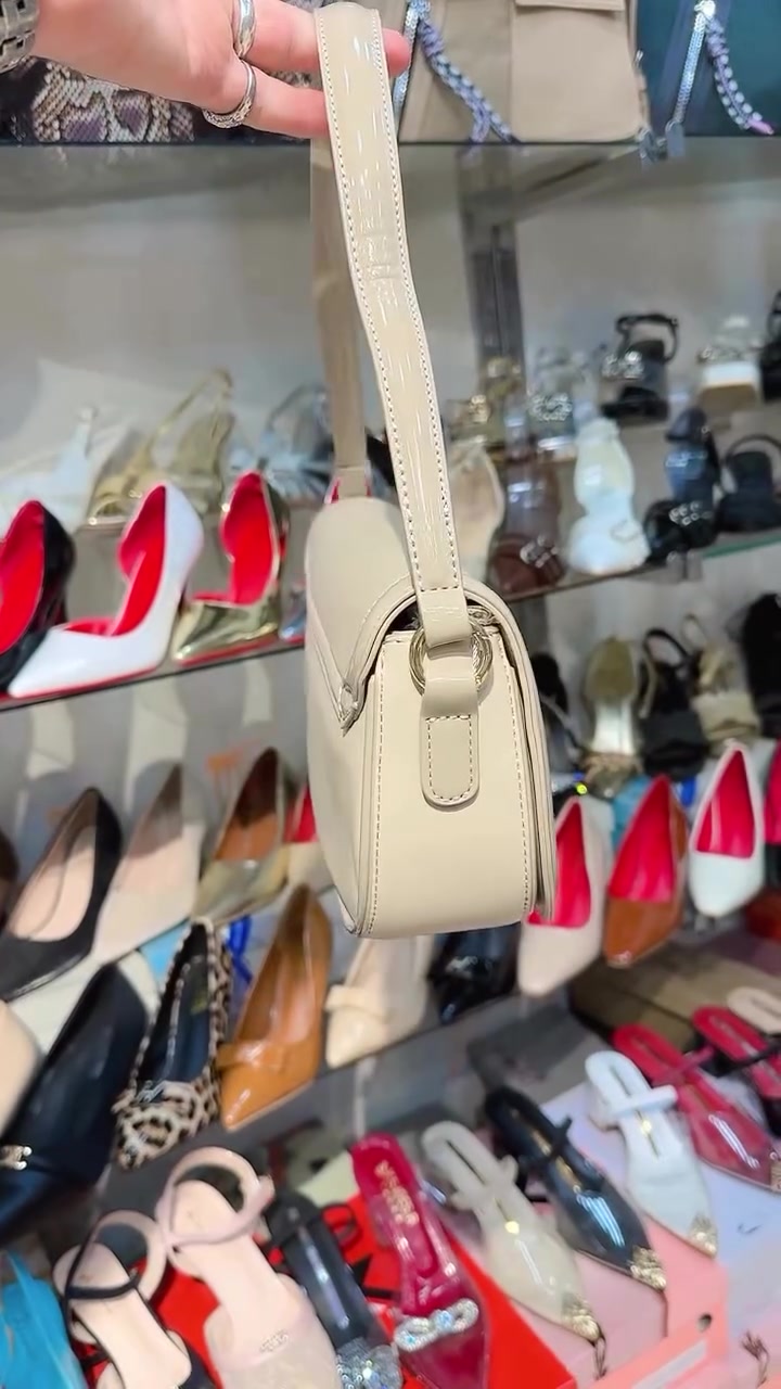 حقيبة بوكس • حجم وسط • بغداد
