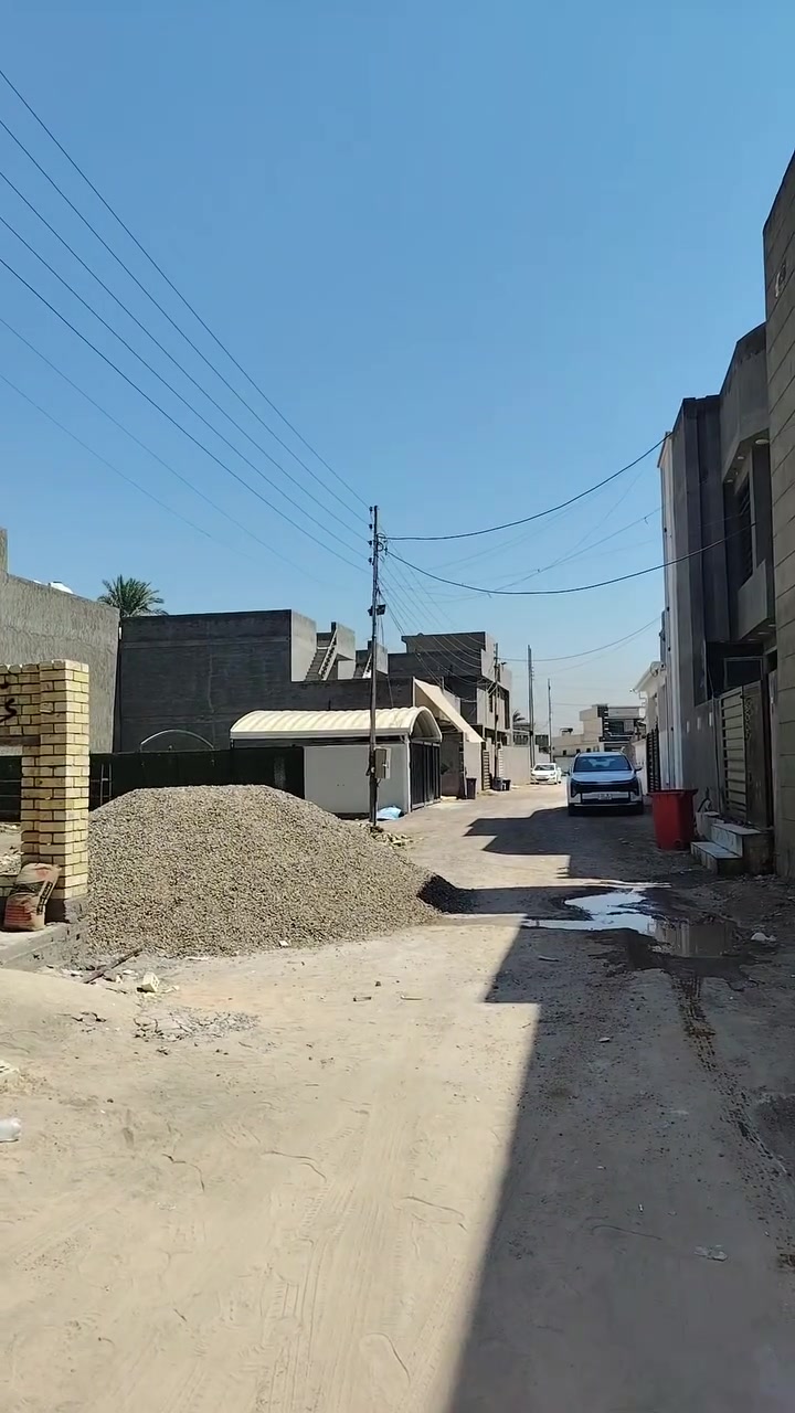 يتوفر بيت ١٠٠ متر للاجار
يحتوي على غرفتين نوم ومطبخ واستقبال وخدمات ٣ وهول مشترك ع الاستقبال بيت جديد ما مسكون كامل من كلشي عنوان هورجب خلف افران الزيتون للاستفسار الاتصال على الرقم *********** قم بتمرير عناصر الحافظة لحذفها
