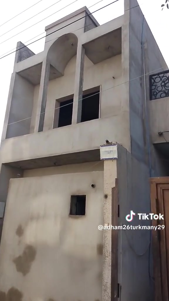 ياالله
لباخ درجه أولا واسرع وقت يخلص بيتك.
 ‏‪***********‬‏
