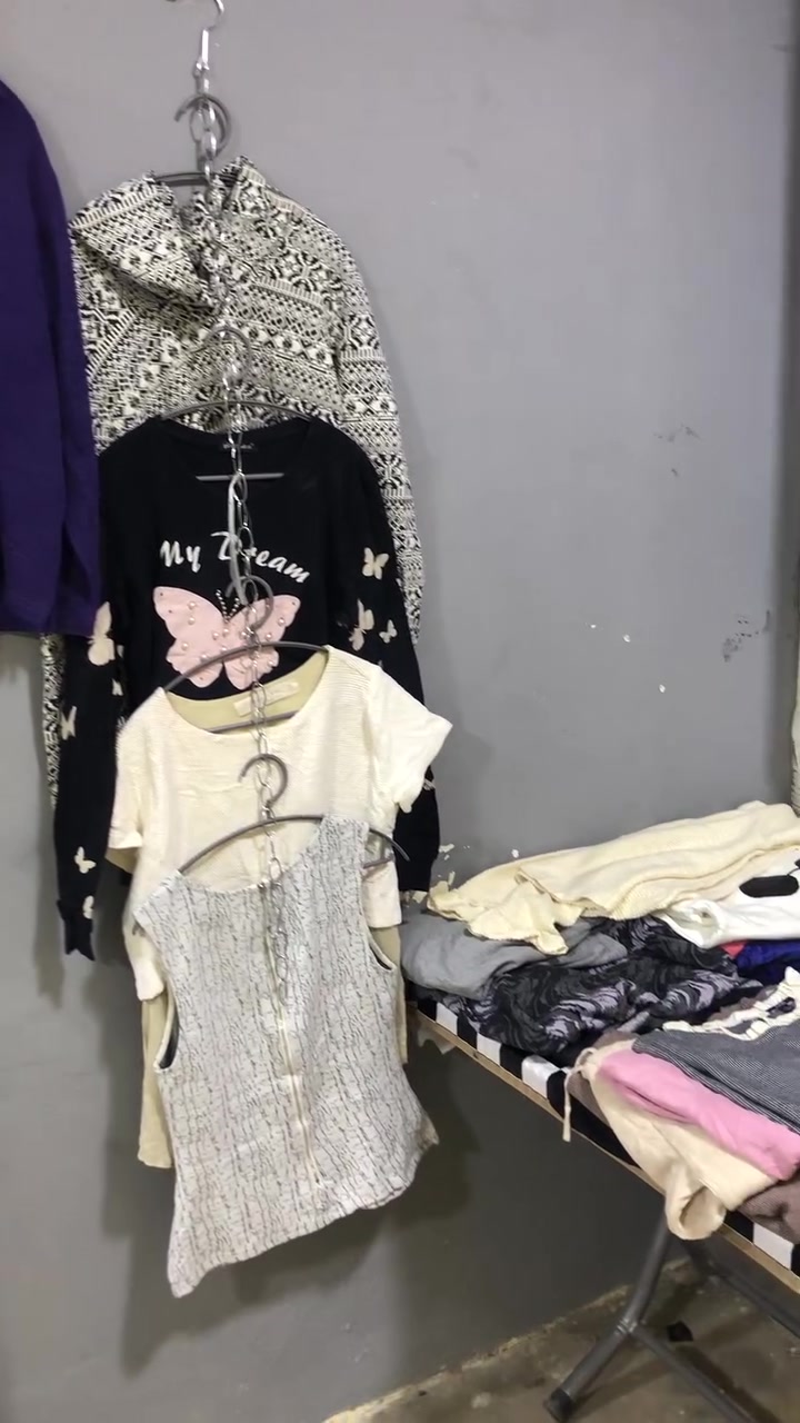ملابس نسائية • قطع مرتبة • حي الجمعية