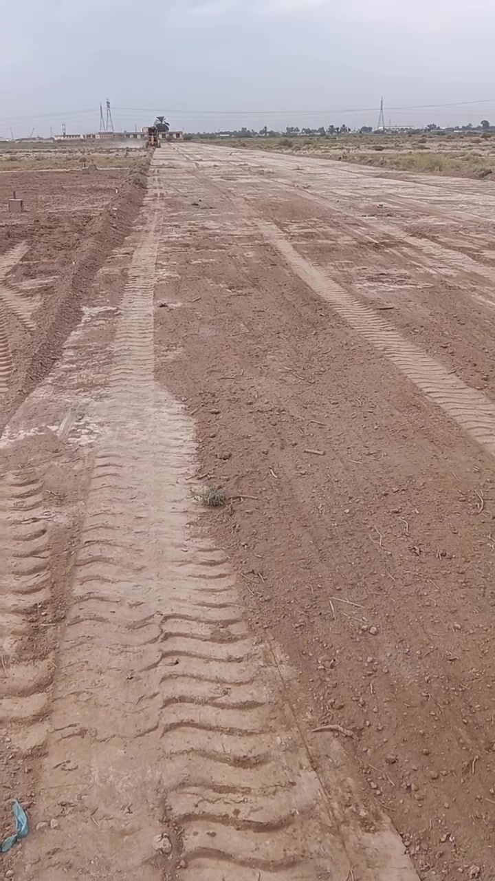 خدمات بناء • مقاول • بدون تفاصيل